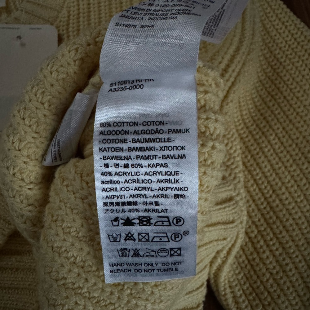 Levi's Pale Yellow Cropped Ribbed Button Cardigan - Picture 3 of 5